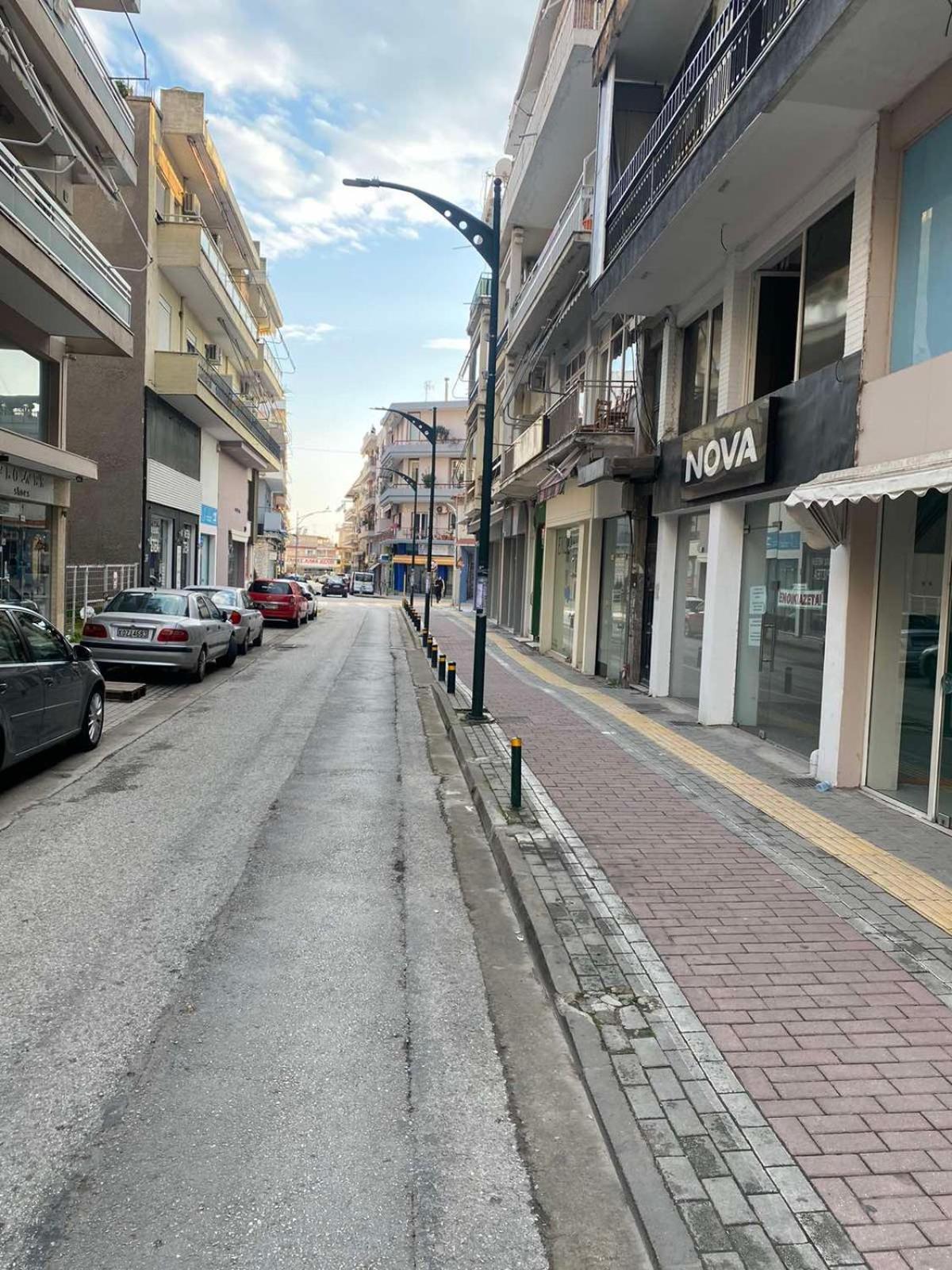 Parasiou Studios 103 Διαμερίσματα Στο Κέντρο Της Πόλης コモティニ エクステリア 写真